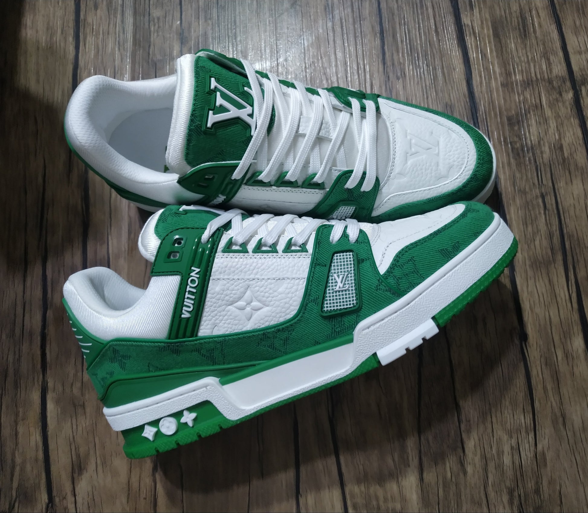 Louis Vuitton LV Trainer 'White Green'