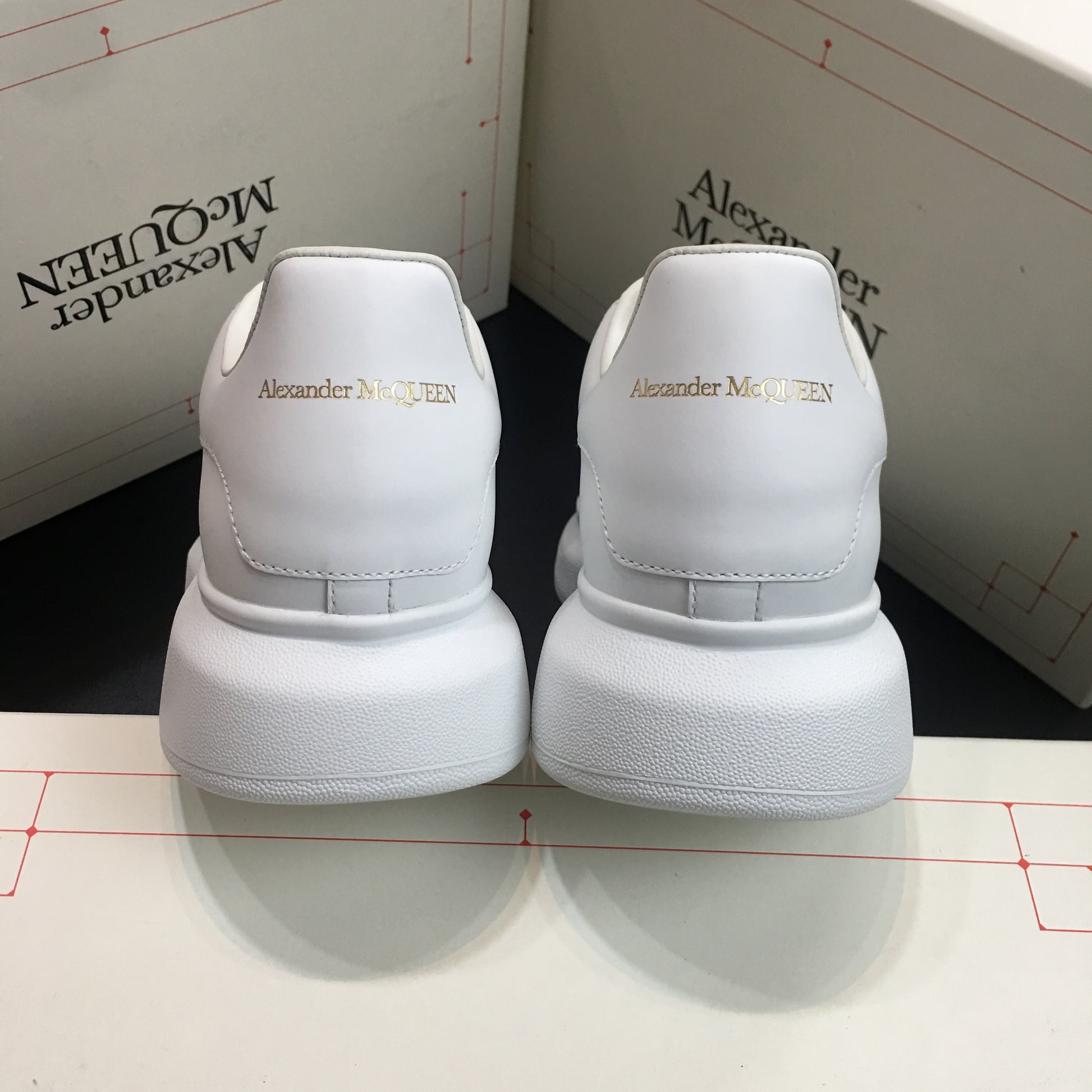 Alexander McQueen Oversized 'White'