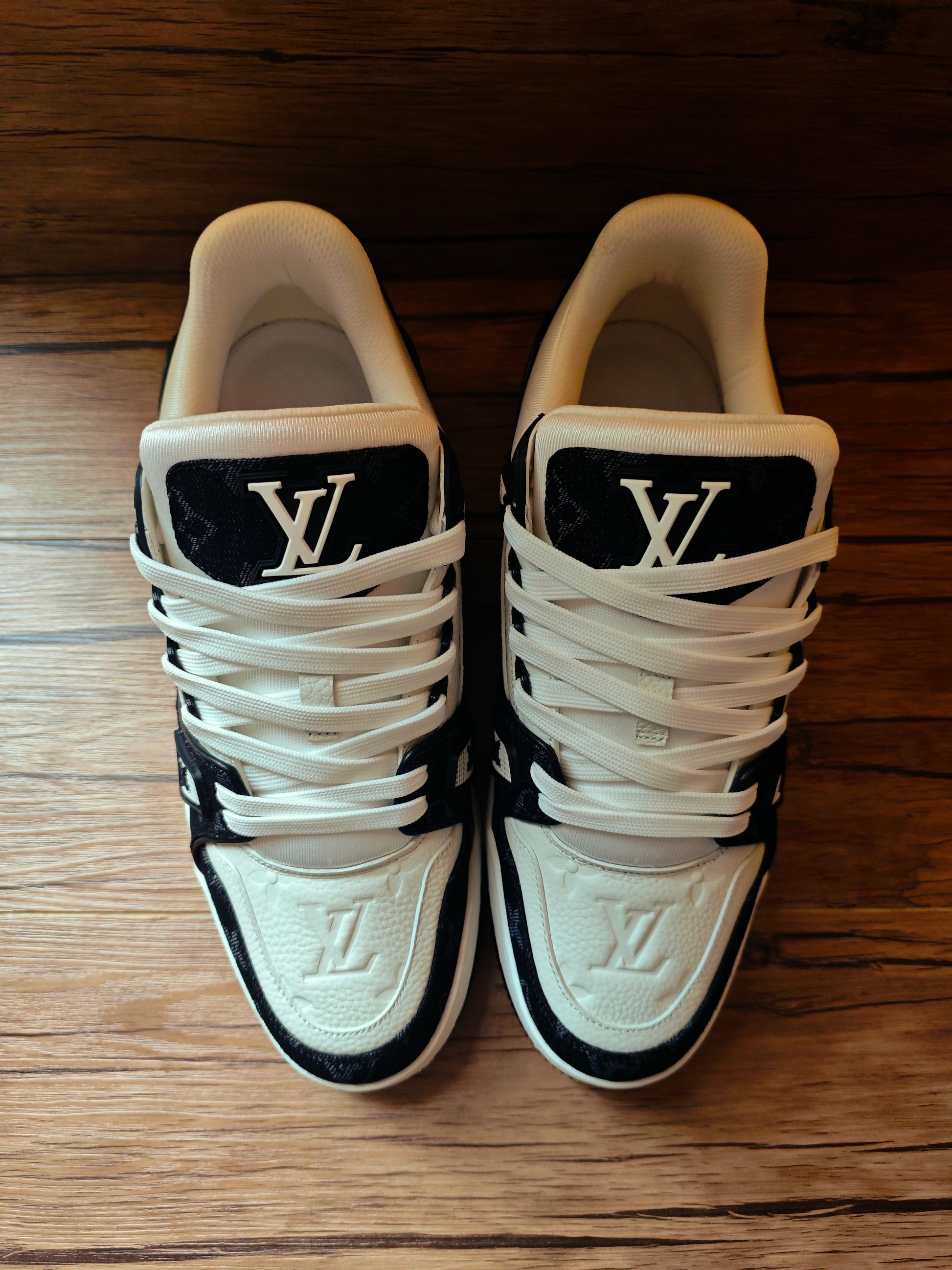 Louis Vuitton LV Trainer White Black