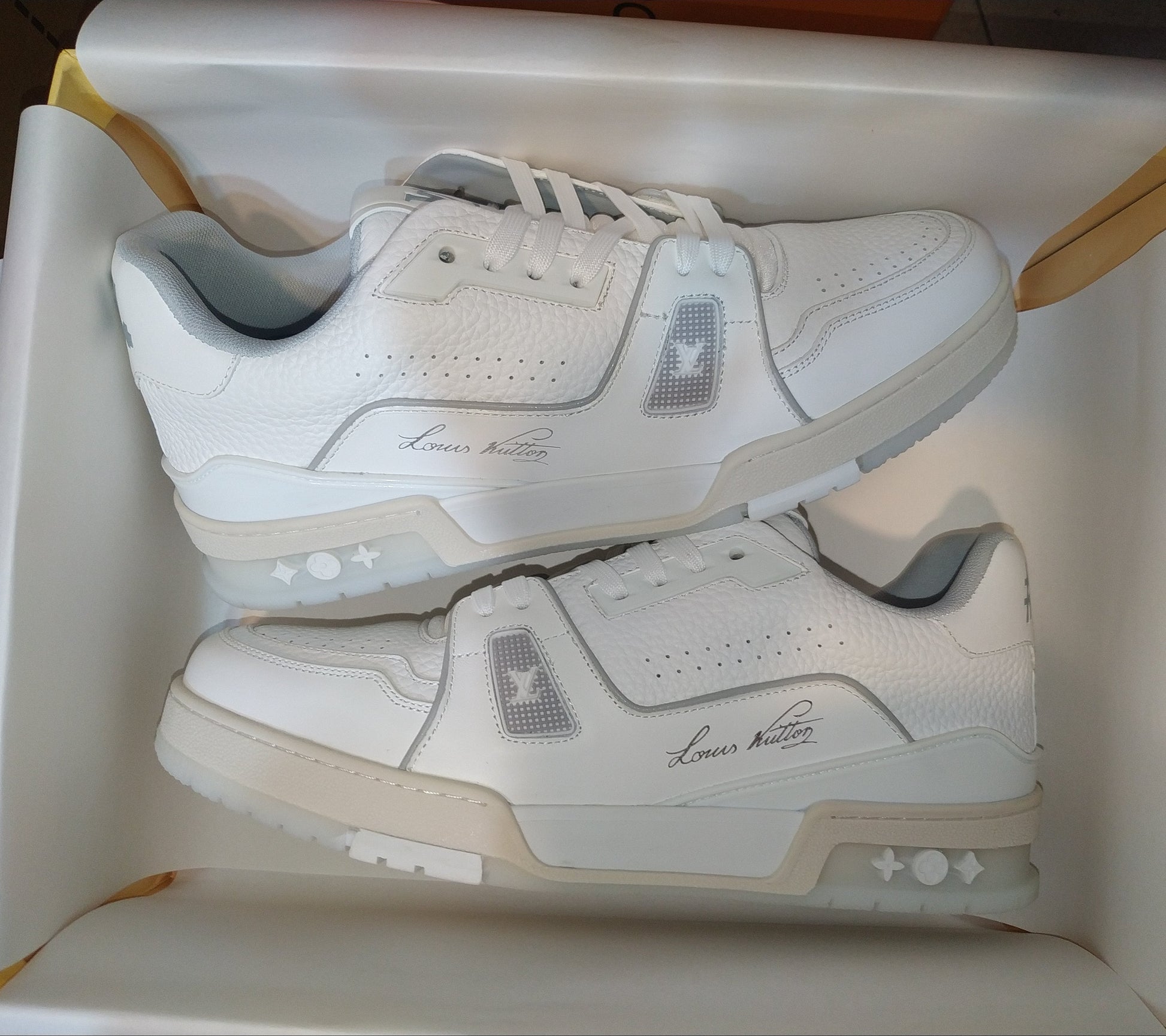 Louis Vuitton LV Trainer 'White'