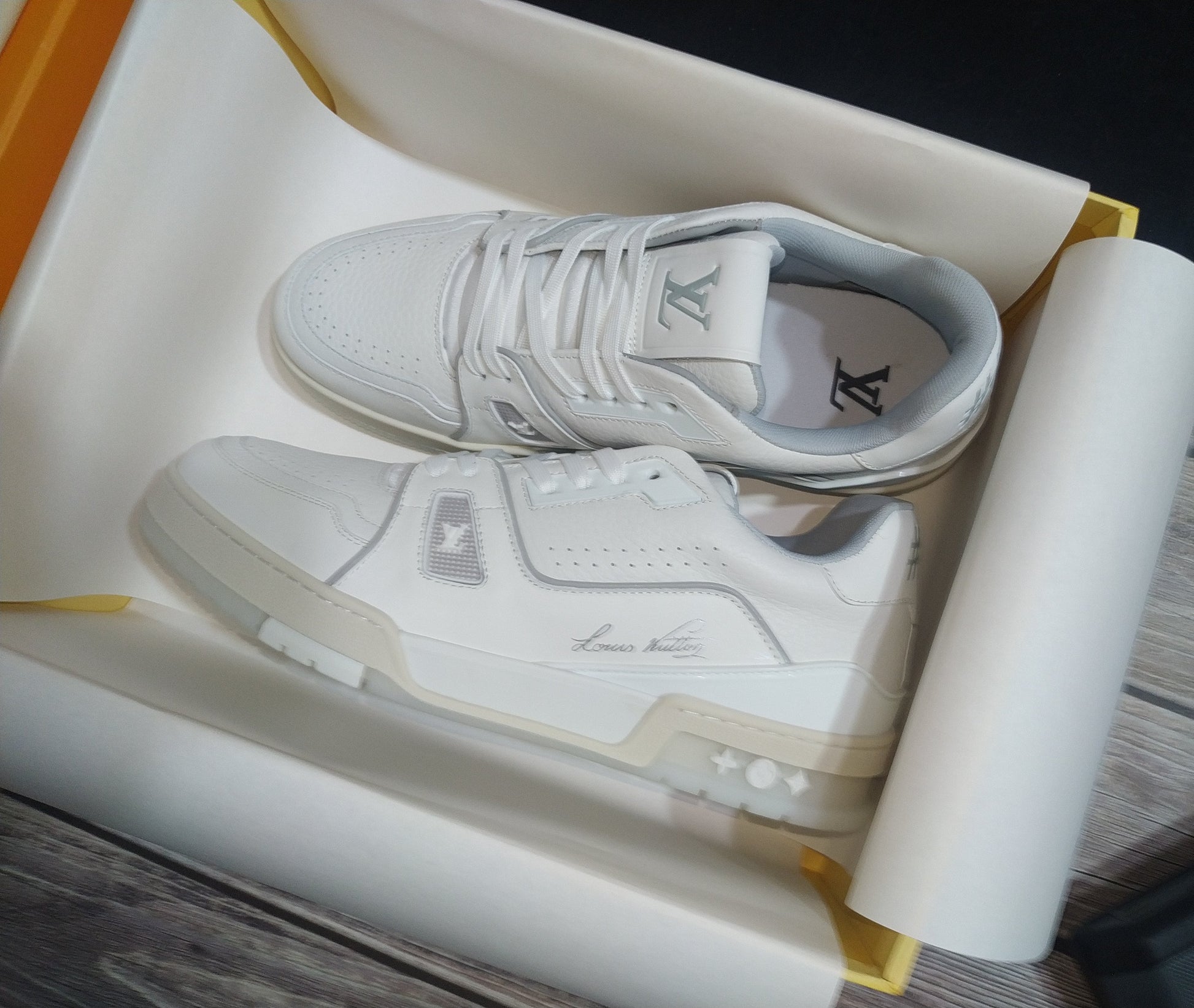Louis Vuitton LV Trainer 'White'